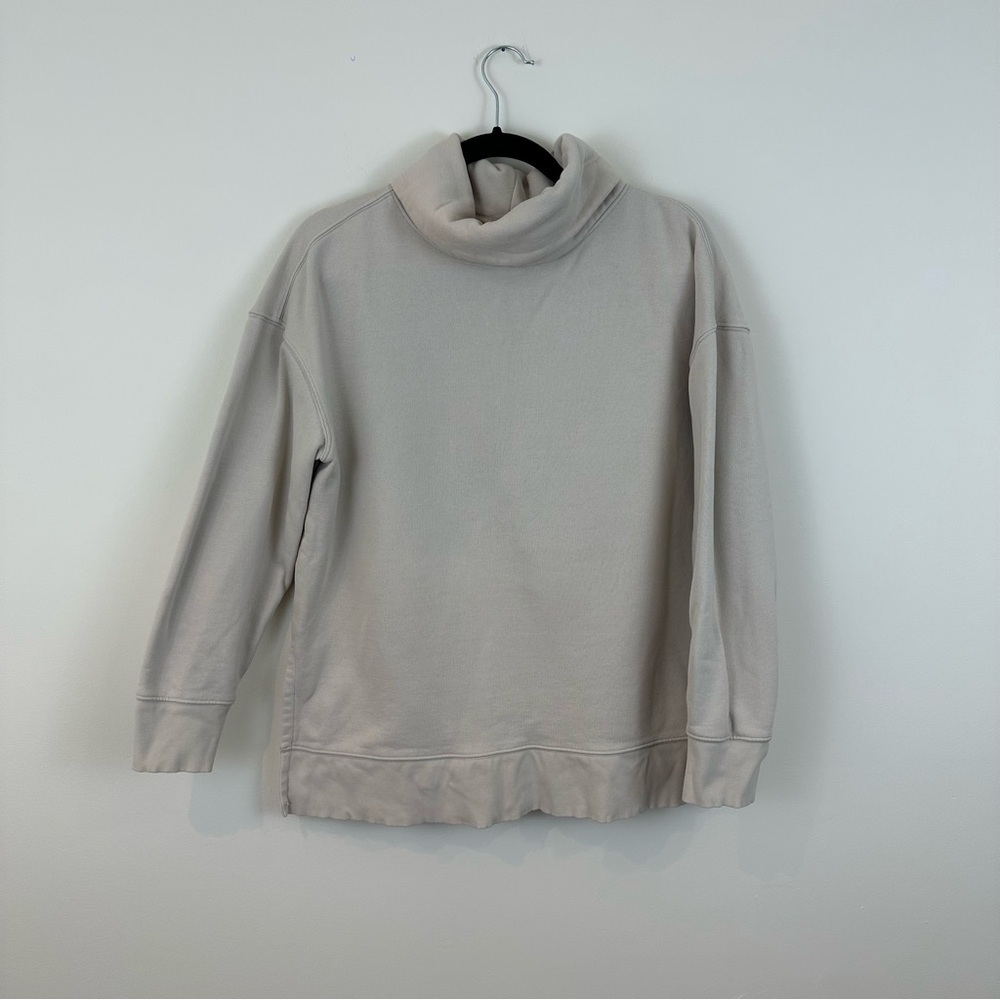 Athleta | Beige Tan Turtleneck Sweatshirt Cozy Karma Size Small